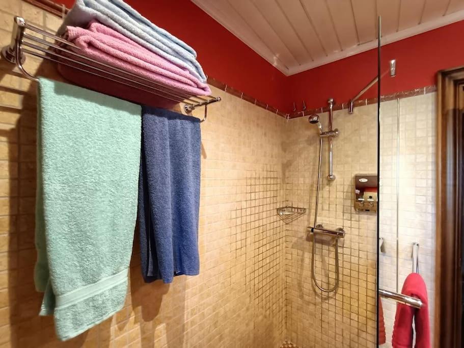Espectacular Y Acogedor Apartamento Con Todas Las Comodidades Biescas  Extérieur photo